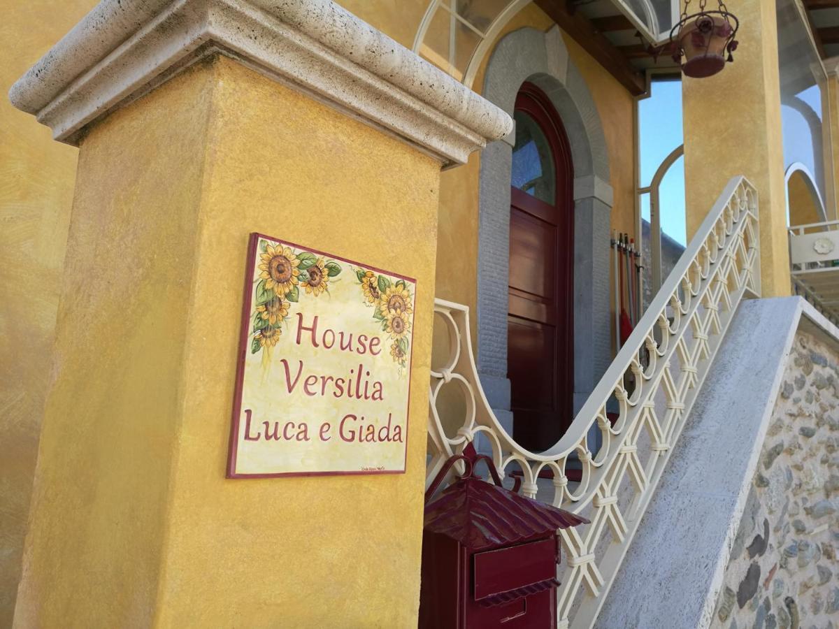 House Versilia Luca E Giada, 5 Chilometri Da Forte Dei Marmi! エクステリア 写真